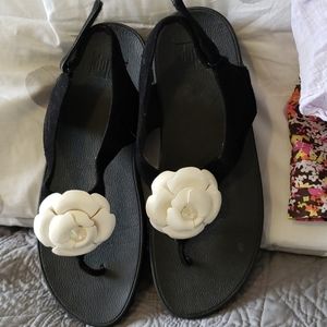 Fitfloo sandals